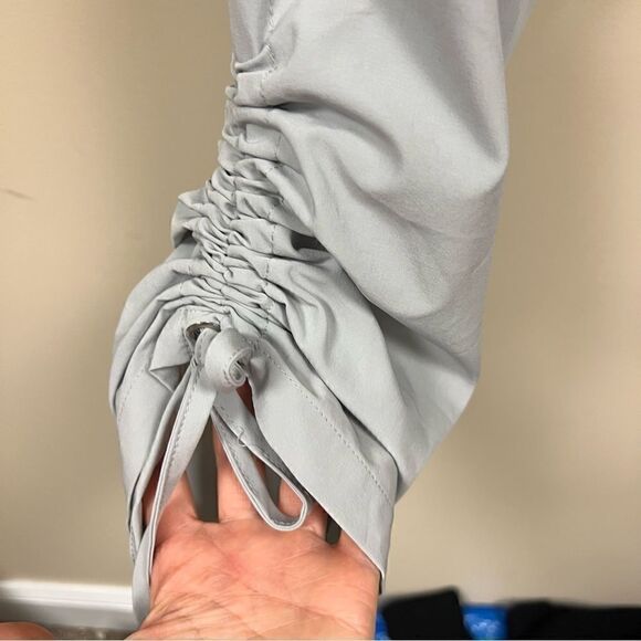 Chicos lightweight grey joggers    Size Med/8 - Picture 5 of 9